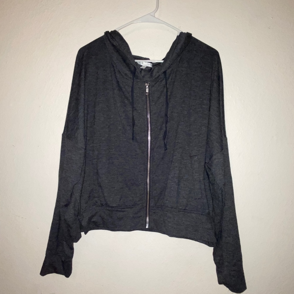 BRAND NEW Victoria’s Secret Over- Sized Zip- Up ✨